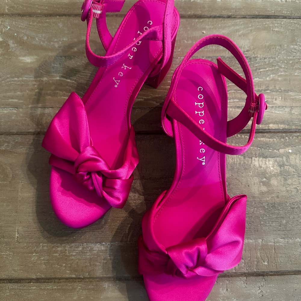 Copper Key Fuchsia Heeled Sandals
